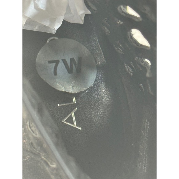 ALDO Black Suede Leather Peep Toe Laser Cutout Heeled Ankle Booties 7W - Picture 8 of 8